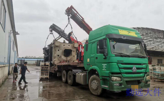 挖掘機（jī）運輸車