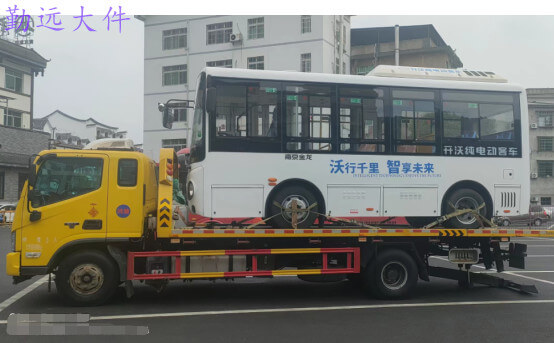 挖掘（jué）機運輸車