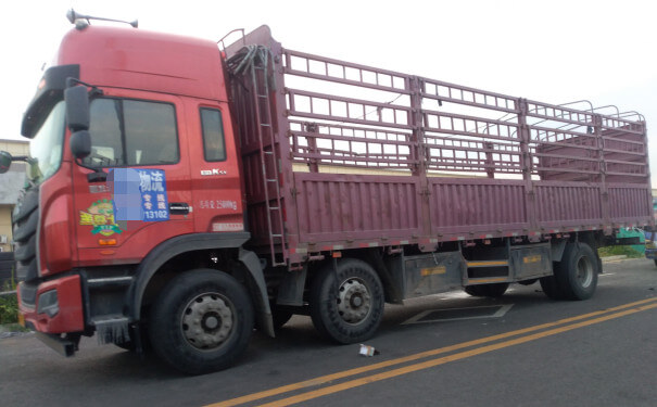 馬關物（wù）流公司運輸車