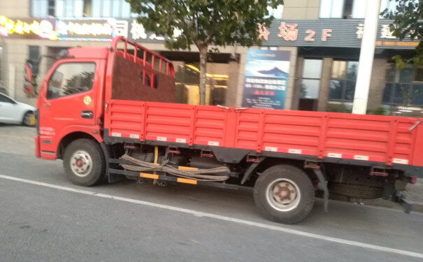 瀾滄物流公司運輸車